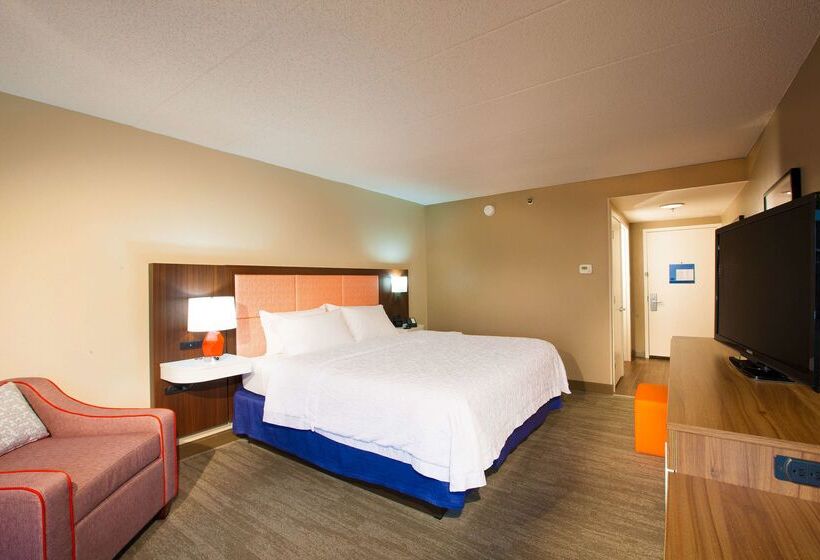 فندق Hampton Inn Pennsville