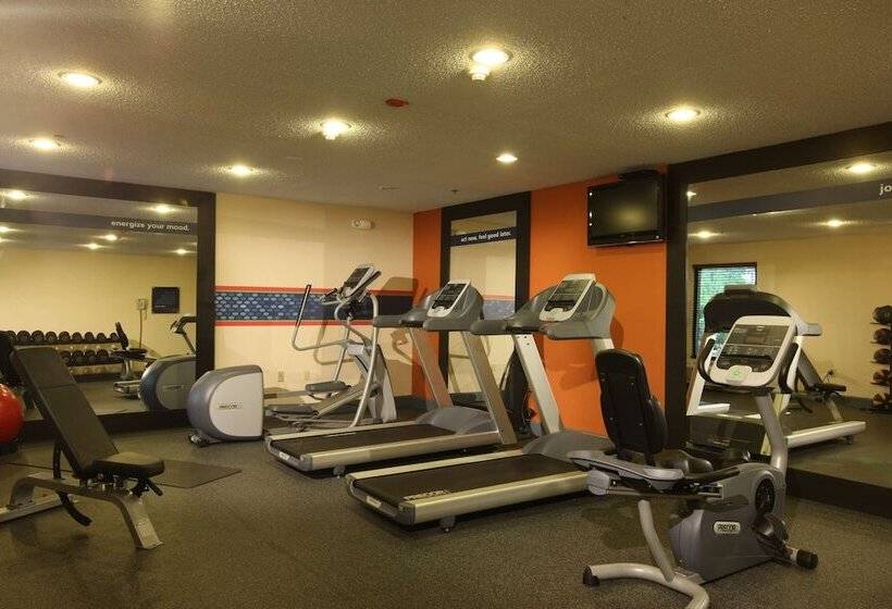 فندق Hampton Inn Pennsville