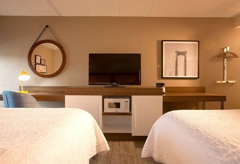فندق Hampton Inn Pennsville
