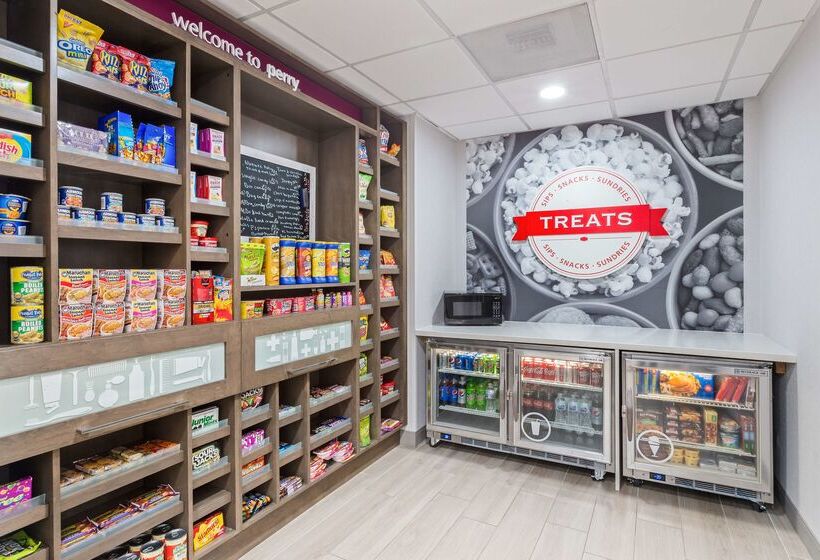 Отель Hampton Inn Perry