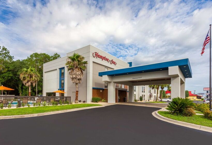 בית מלון כפרי Hampton Inn Perry