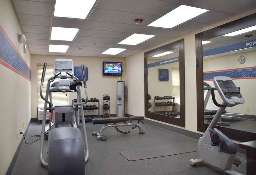 בית מלון כפרי Hampton Inn Perry