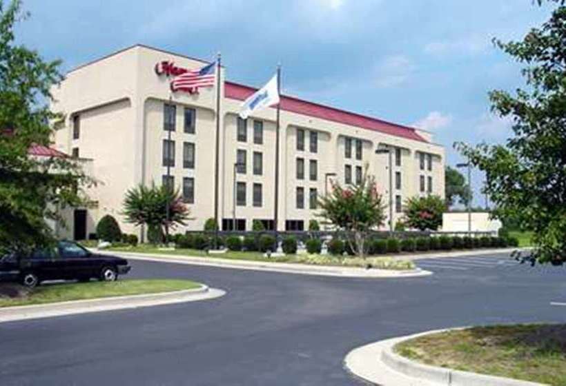 فندق Hampton Inn By Hilton Petersburg Ft. Gregg Adams