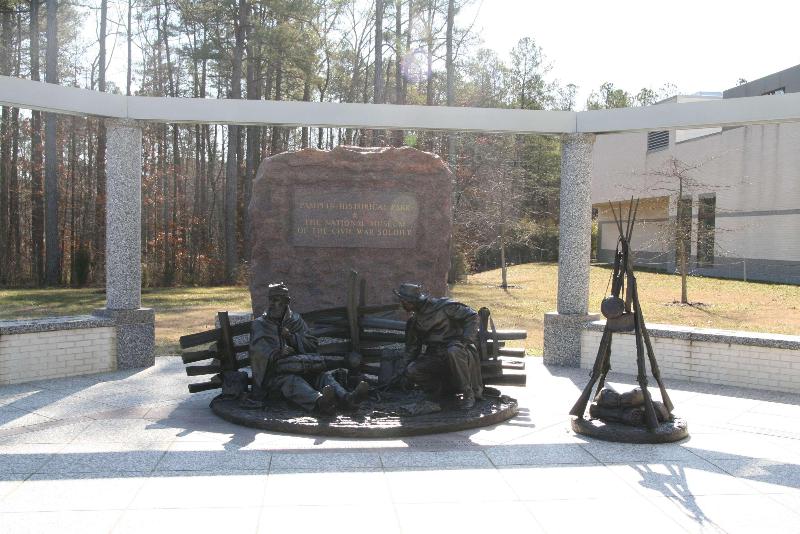 فندق Hampton Inn By Hilton Petersburg Ft. Gregg Adams