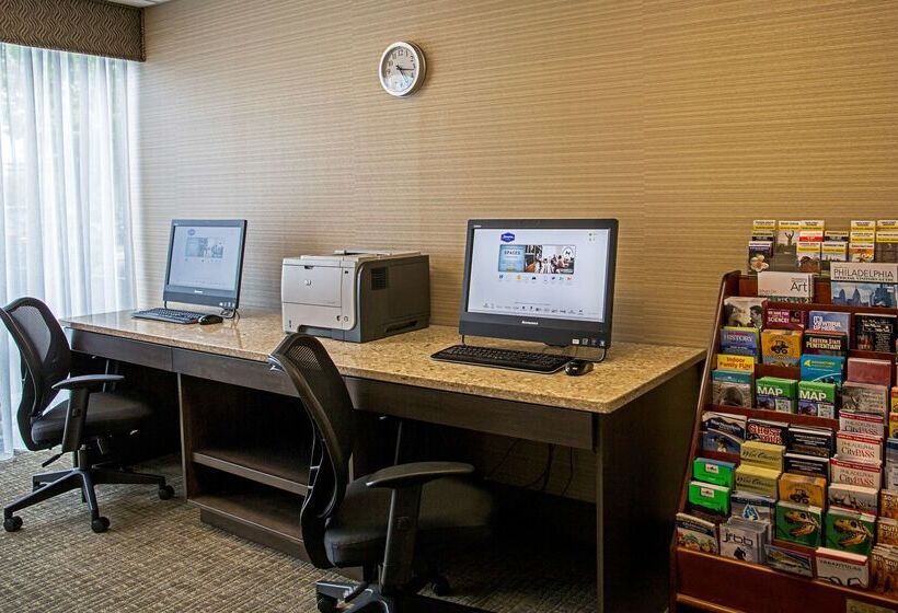 호텔 Hampton Inn Philadelphiainternational Airport
