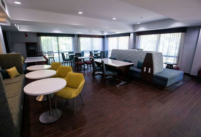 فندق Hampton Inn Pickwick Damat Shiloh Falls