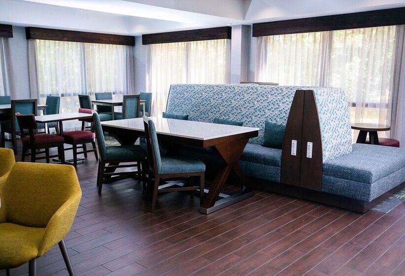 فندق Hampton Inn Pickwick Damat Shiloh Falls