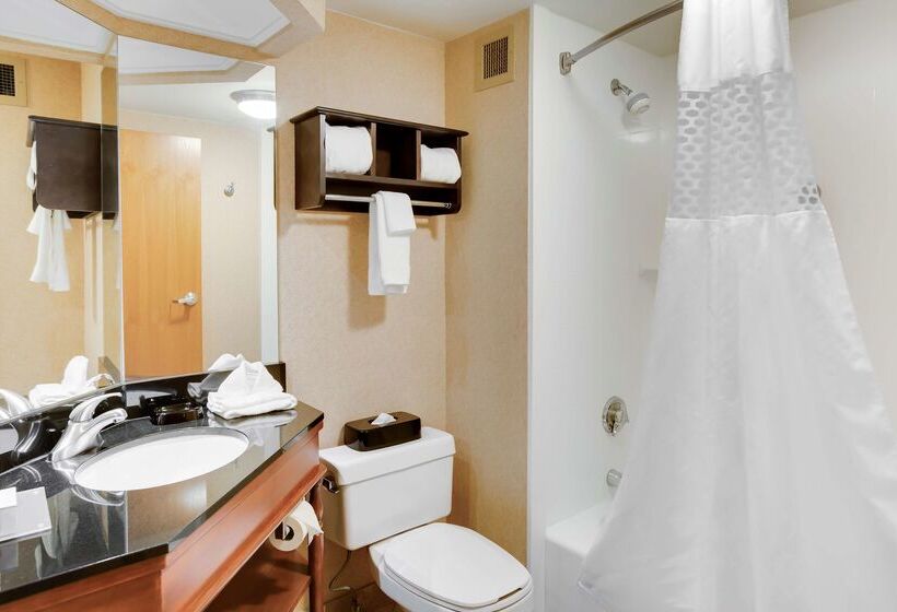 호텔 Hampton Inn Pittsburgh Airport