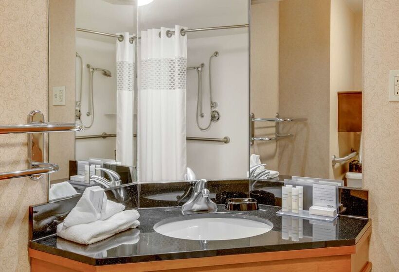 호텔 Hampton Inn Pittsburgh Airport