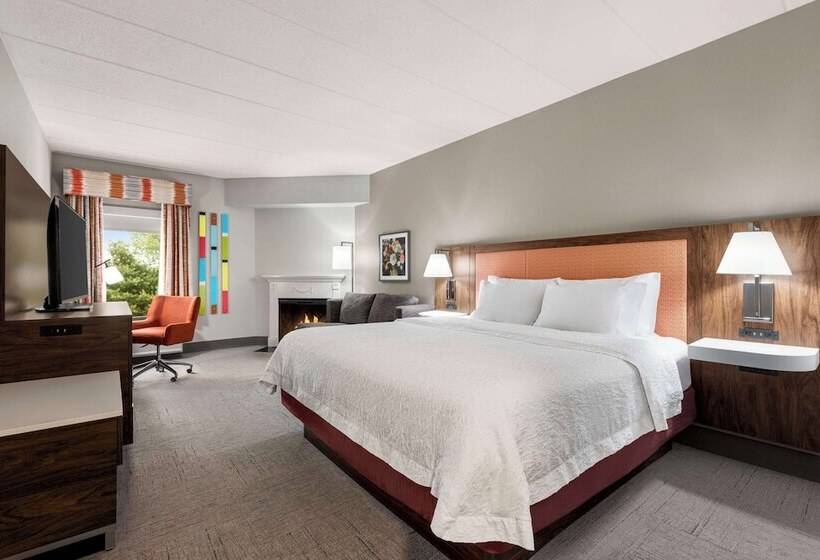 Отель Hampton Inn Quakertown