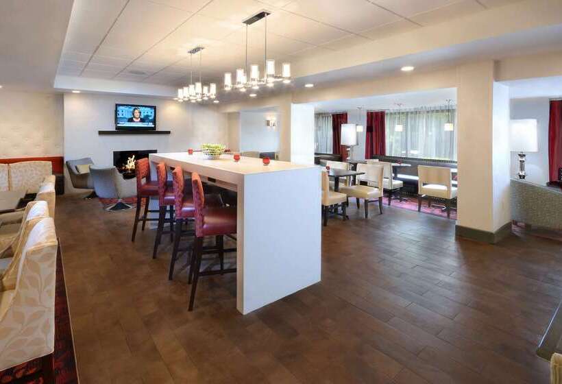 ホテル Hampton Inn Raleigh Capital Blvd. North