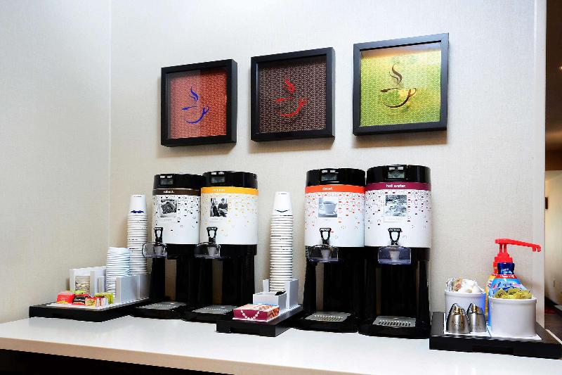 ホテル Hampton Inn Raleigh Capital Blvd. North