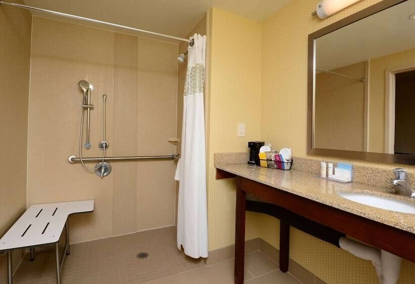 ホテル Hampton Inn Raleigh Capital Blvd. North