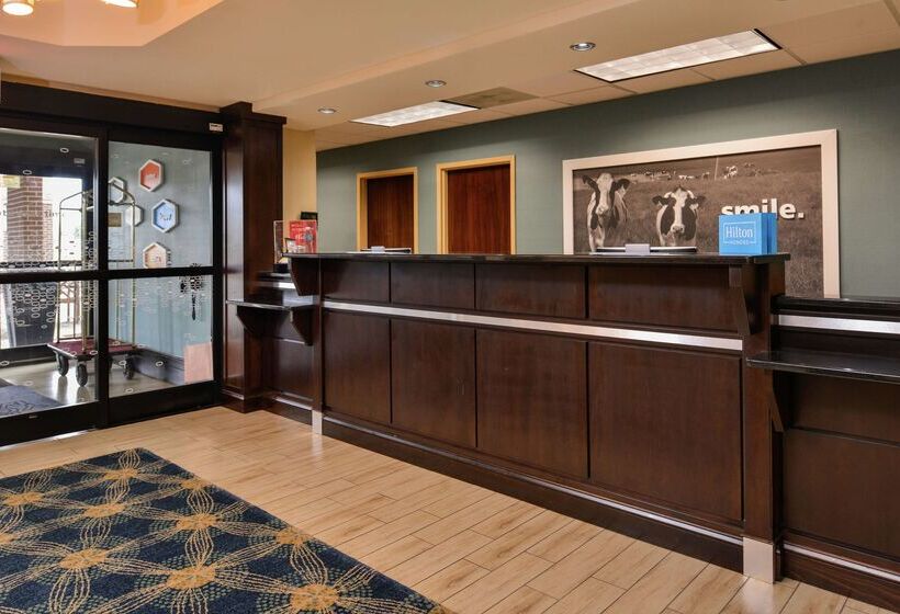فندق Hampton Inn Raleigh/clayton I 40