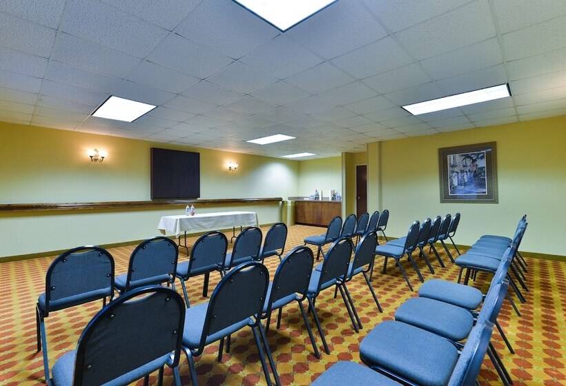 فندق Hampton Inn Raleigh/clayton I 40