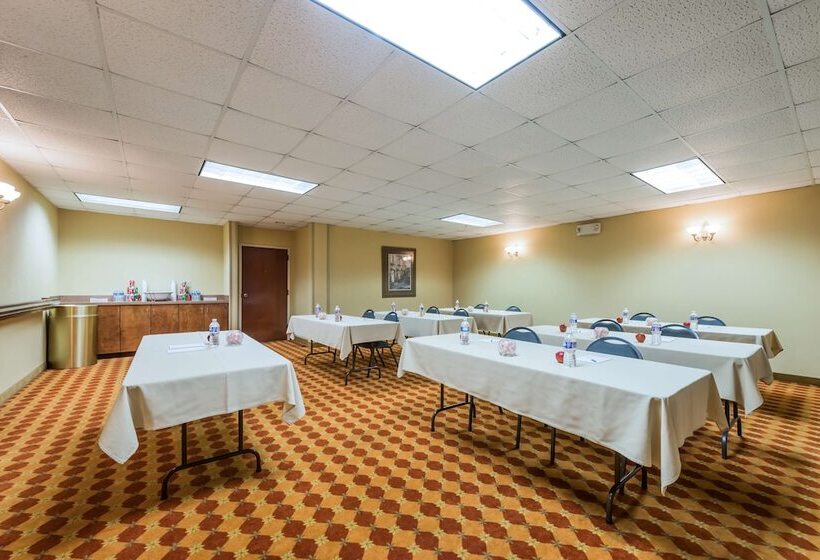 فندق Hampton Inn Raleigh/clayton I 40