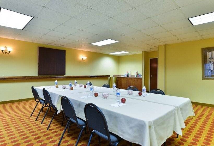 فندق Hampton Inn Raleigh/clayton I 40