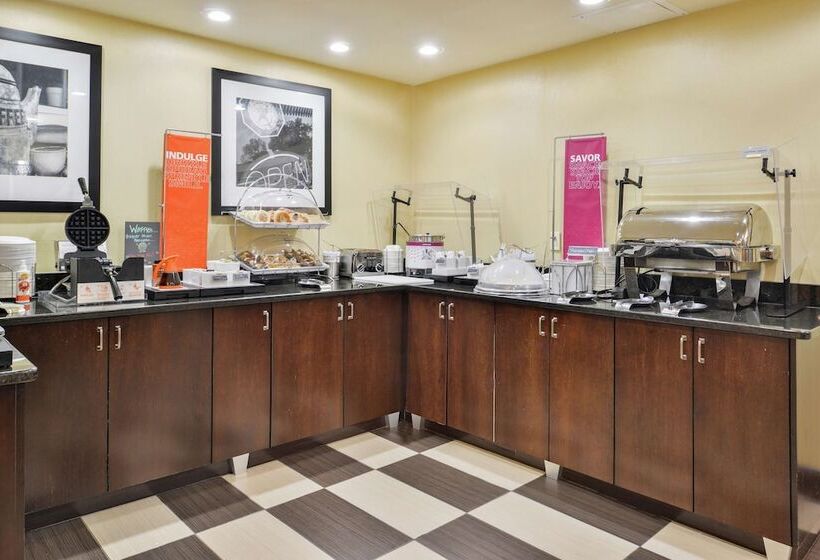 فندق Hampton Inn Raleigh/clayton I 40