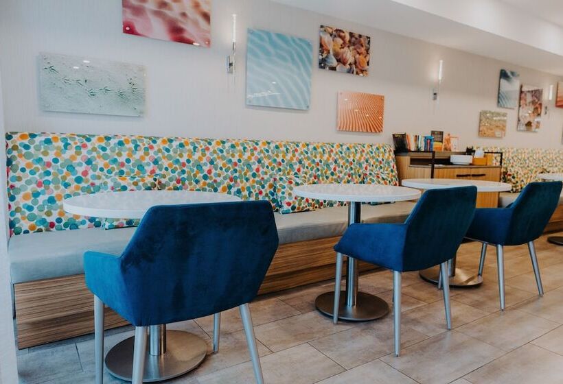 Отель Hampton Inn Rehoboth Beach