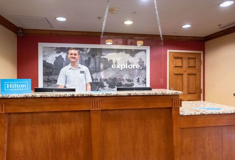 فندق Hampton Inn Richfield