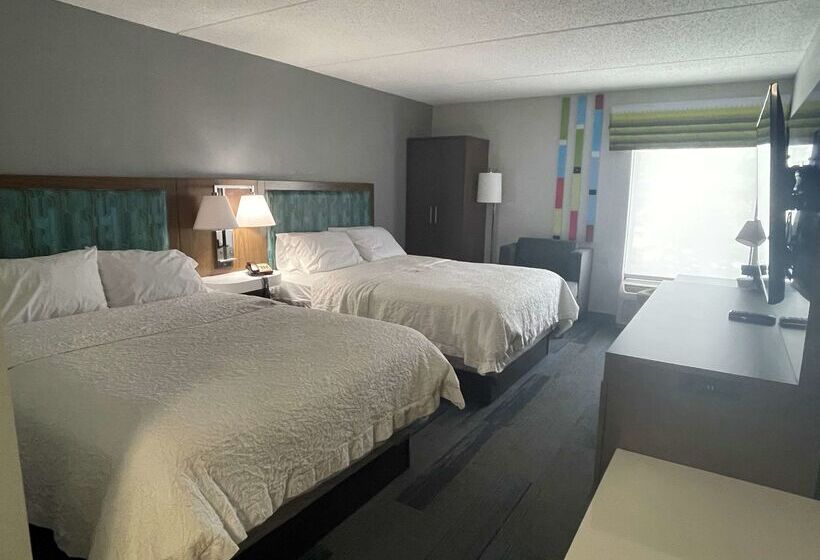 호텔 Hampton Inn Ridgefield Park