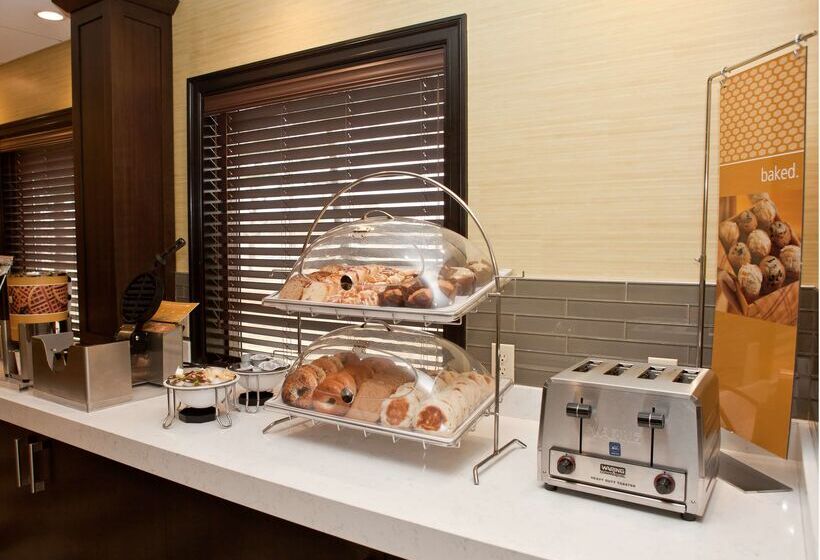 فندق Hampton Inn Ridgefield Park