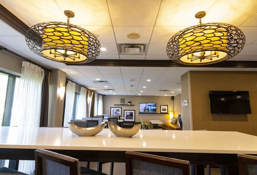 فندق Hampton Inn Ridgefield Park