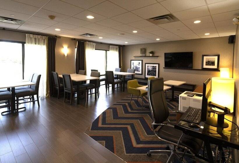 فندق Hampton Inn Ridgefield Park