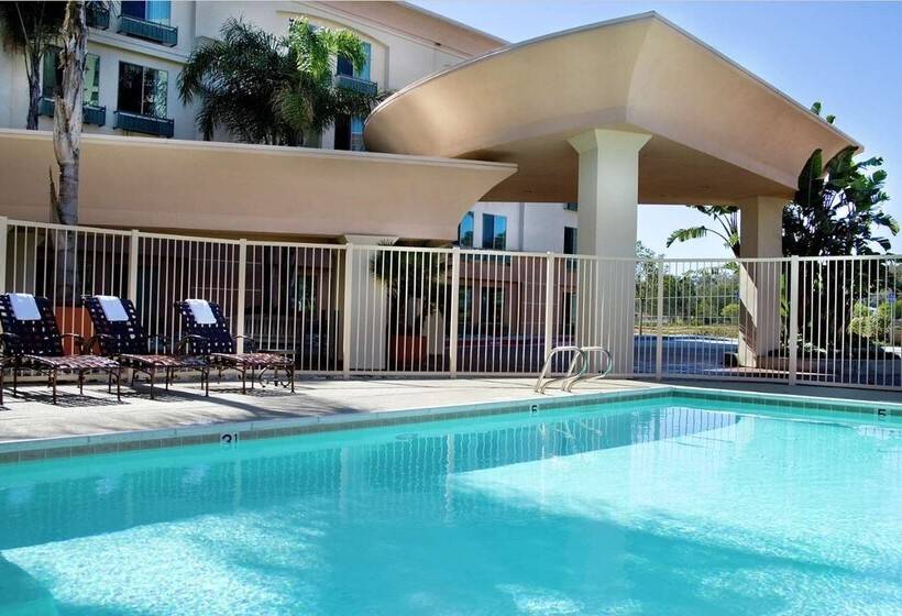 هتل Hampton Inn San Diego Del Mar