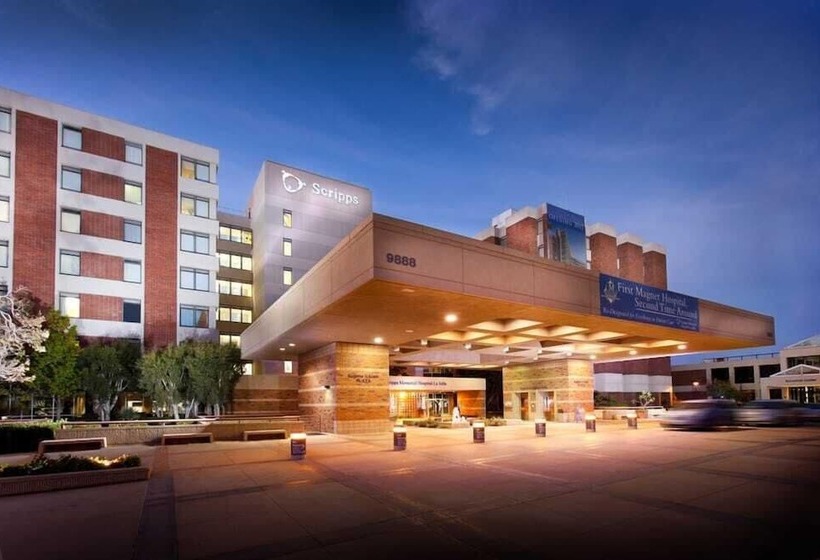 Отель Hampton Inn San Diego Del Mar