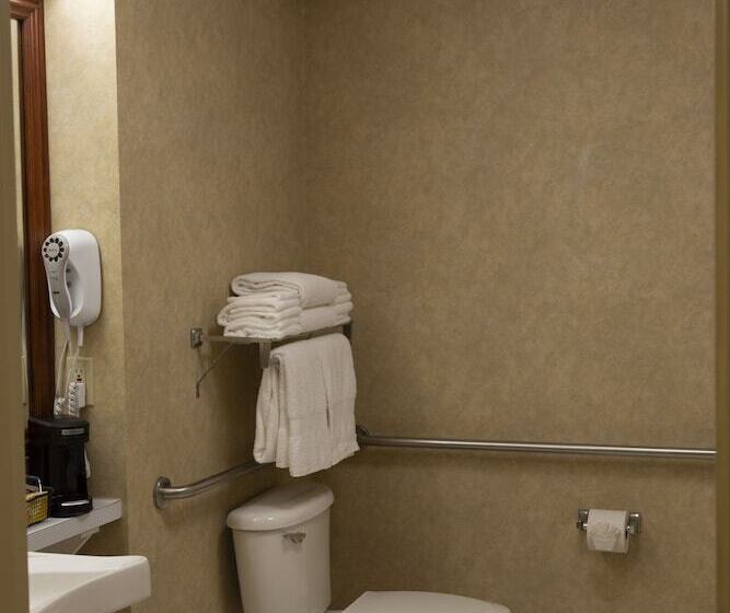 Отель Hampton Inn San Diego Del Mar