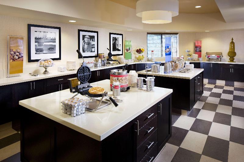 فندق Hampton Inn San Diego Del Mar