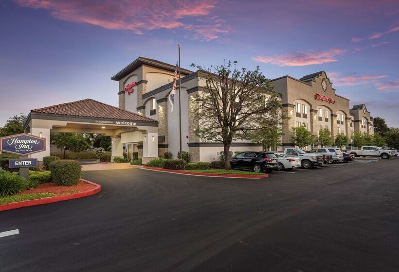 فندق Hampton Inn Oakland Hayward