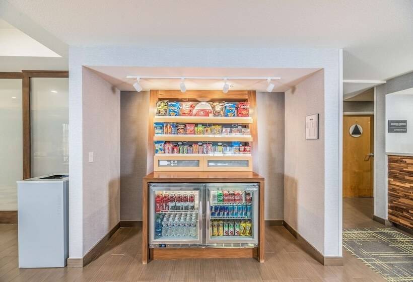 فندق Hampton Inn Oakland Hayward