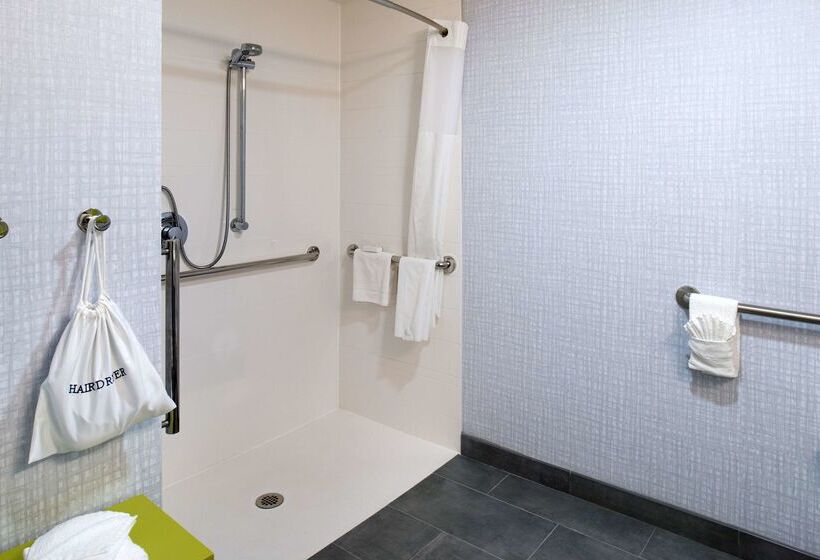 בית מלון כפרי Hampton Inn San Francisco Daly City