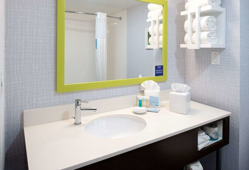 בית מלון כפרי Hampton Inn San Francisco Daly City