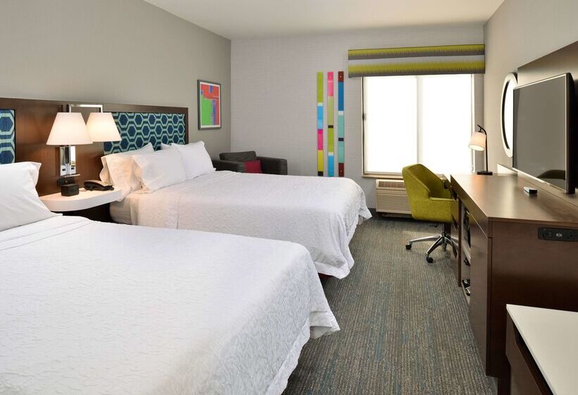 בית מלון כפרי Hampton Inn San Francisco Daly City