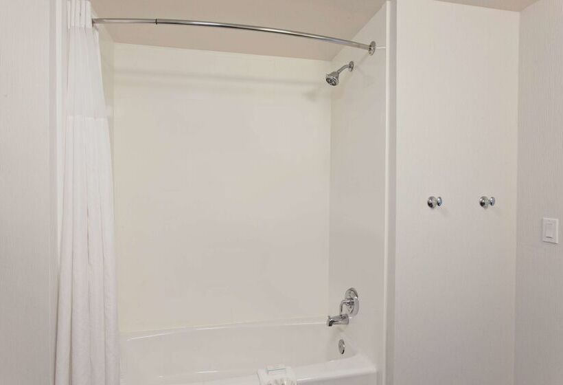 Отель Hampton Inn Santa Cruz