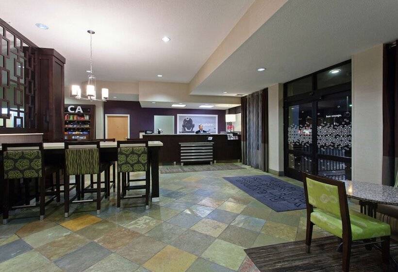 فندق Hampton Inn Santa Cruz