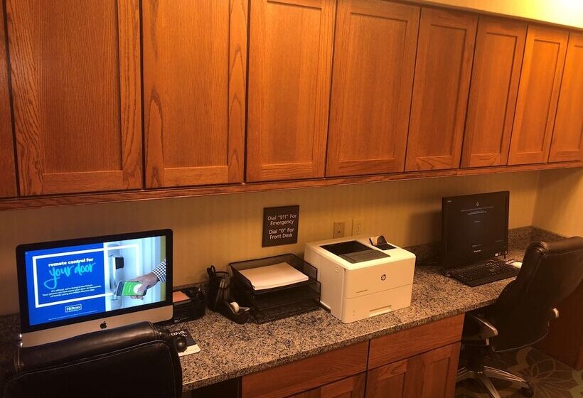 فندق Hampton Inn Seaford