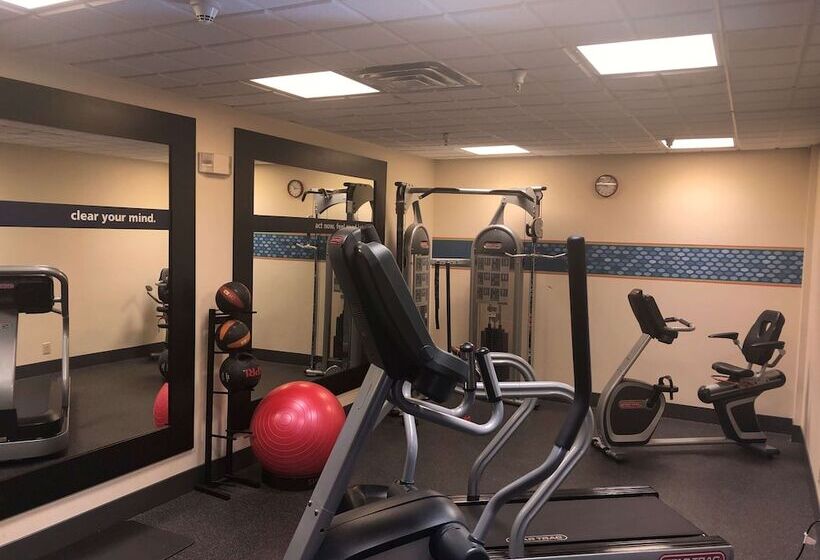 فندق Hampton Inn Seaford