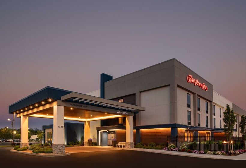 Отель Hampton Inn Seekonk