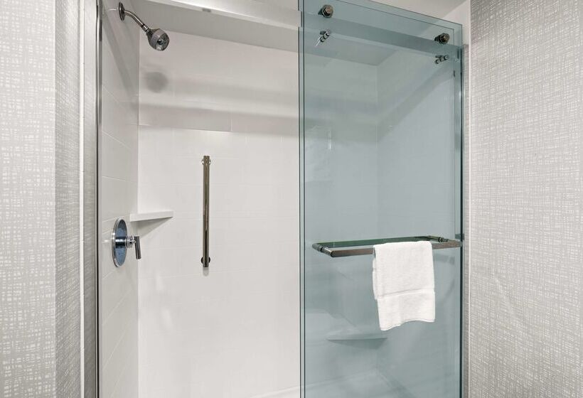 Отель Hampton Inn Seekonk