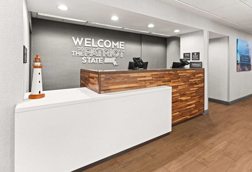 Отель Hampton Inn Seekonk