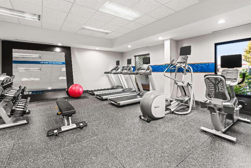 Отель Hampton Inn Seekonk