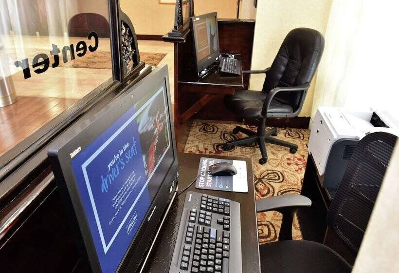 فندق Hampton Inn Selma