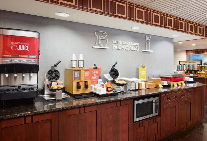 فندق Hampton Inn Seymour