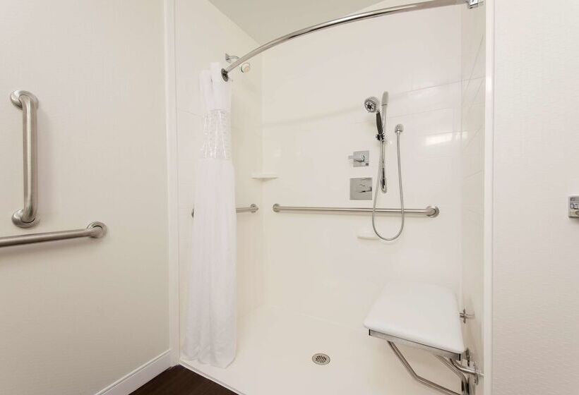 فندق Hampton Inn Seymour