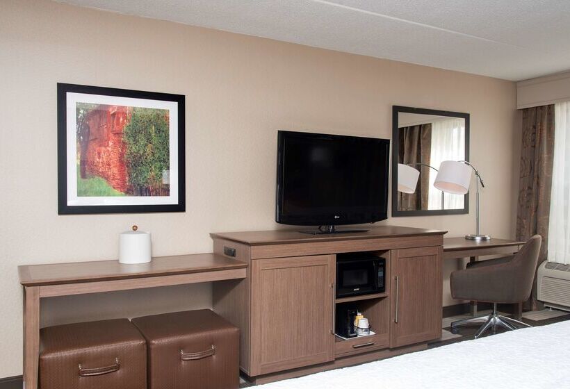 فندق Hampton Inn Seymour