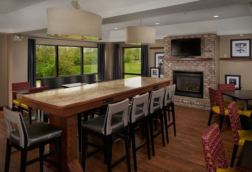 فندق Hampton Inn Shelbyville